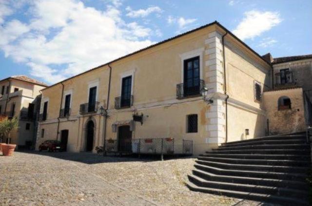 B&B Palazzo Pancaro Altomonte Ngoại thất bức ảnh